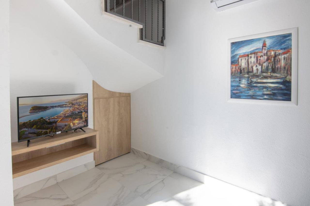 Villa Pelargonia Makarska Exterior photo